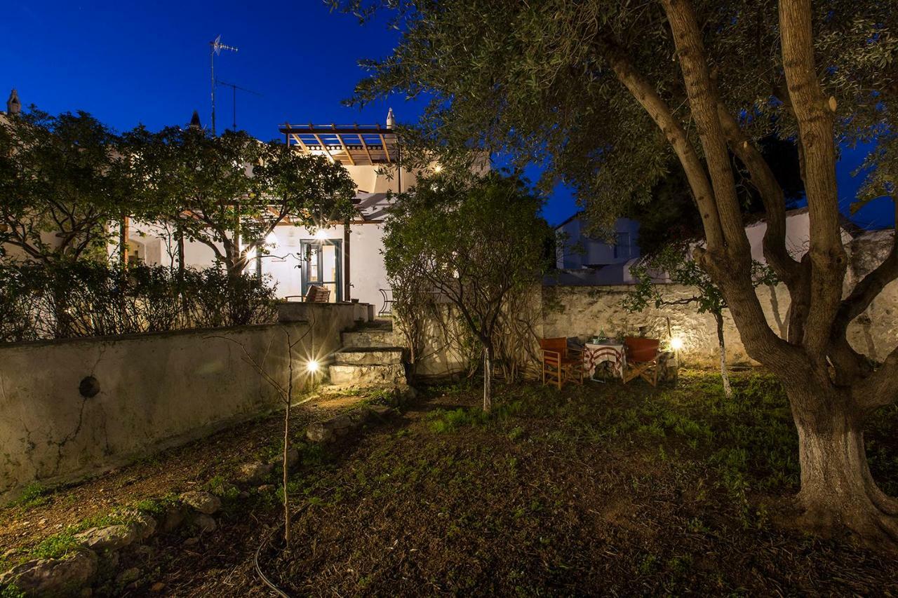 Гостьовий будинок Two Olive Trees Spetses Town Екстер'єр фото
