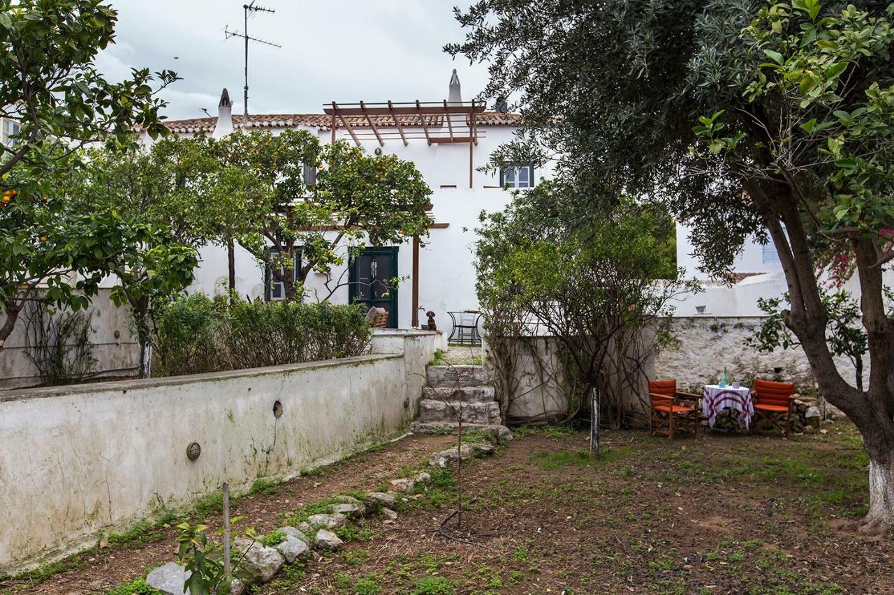 Гостьовий будинок Two Olive Trees Spetses Town Екстер'єр фото