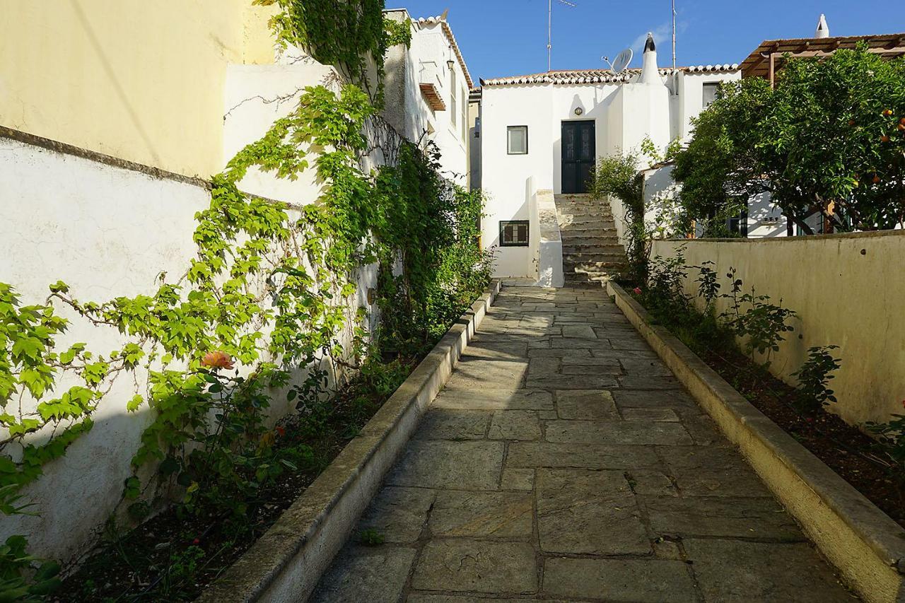 Гостьовий будинок Two Olive Trees Spetses Town Екстер'єр фото